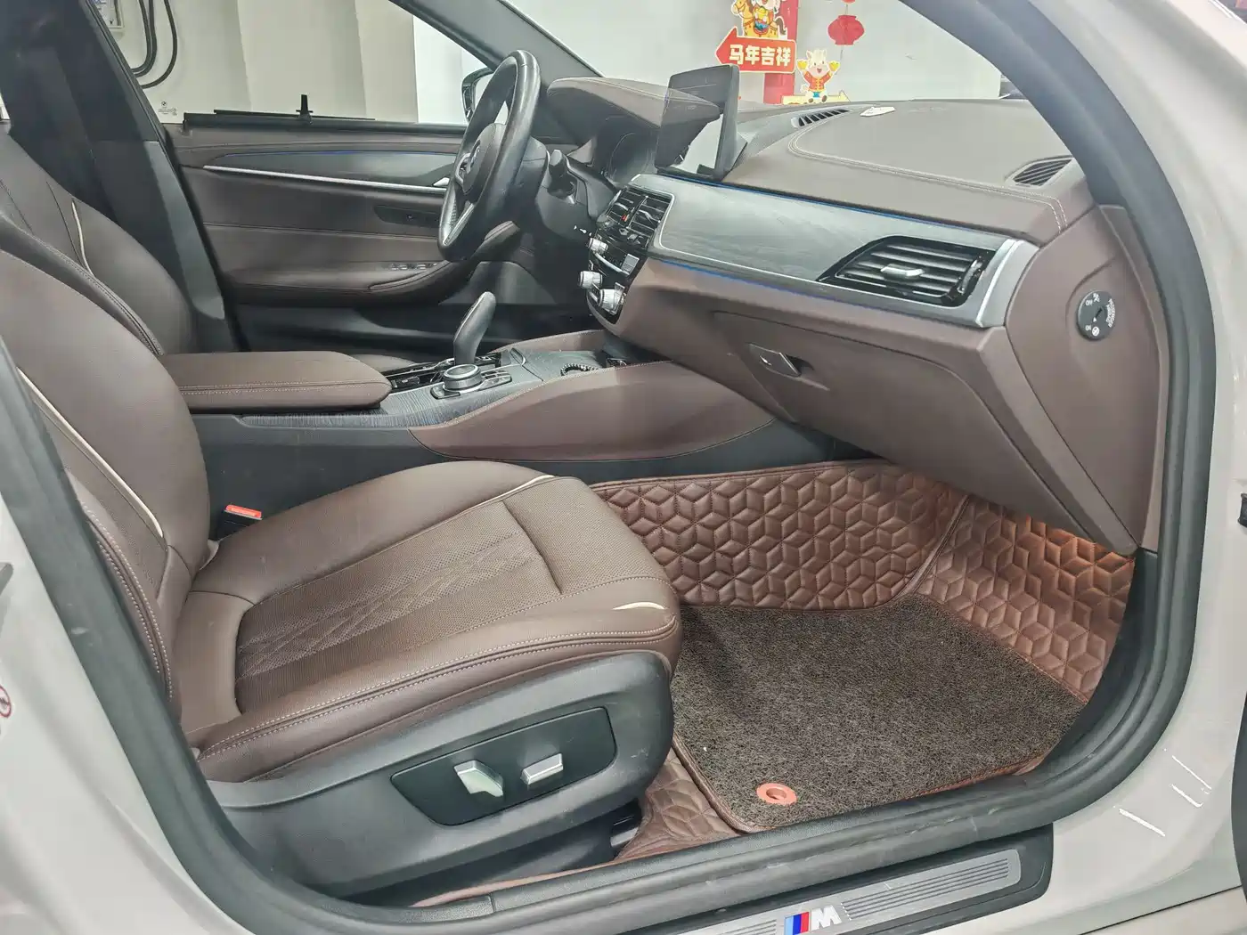BMW 5 Series New Energy 2022 Facelift 535Le M Sport Package фото 12