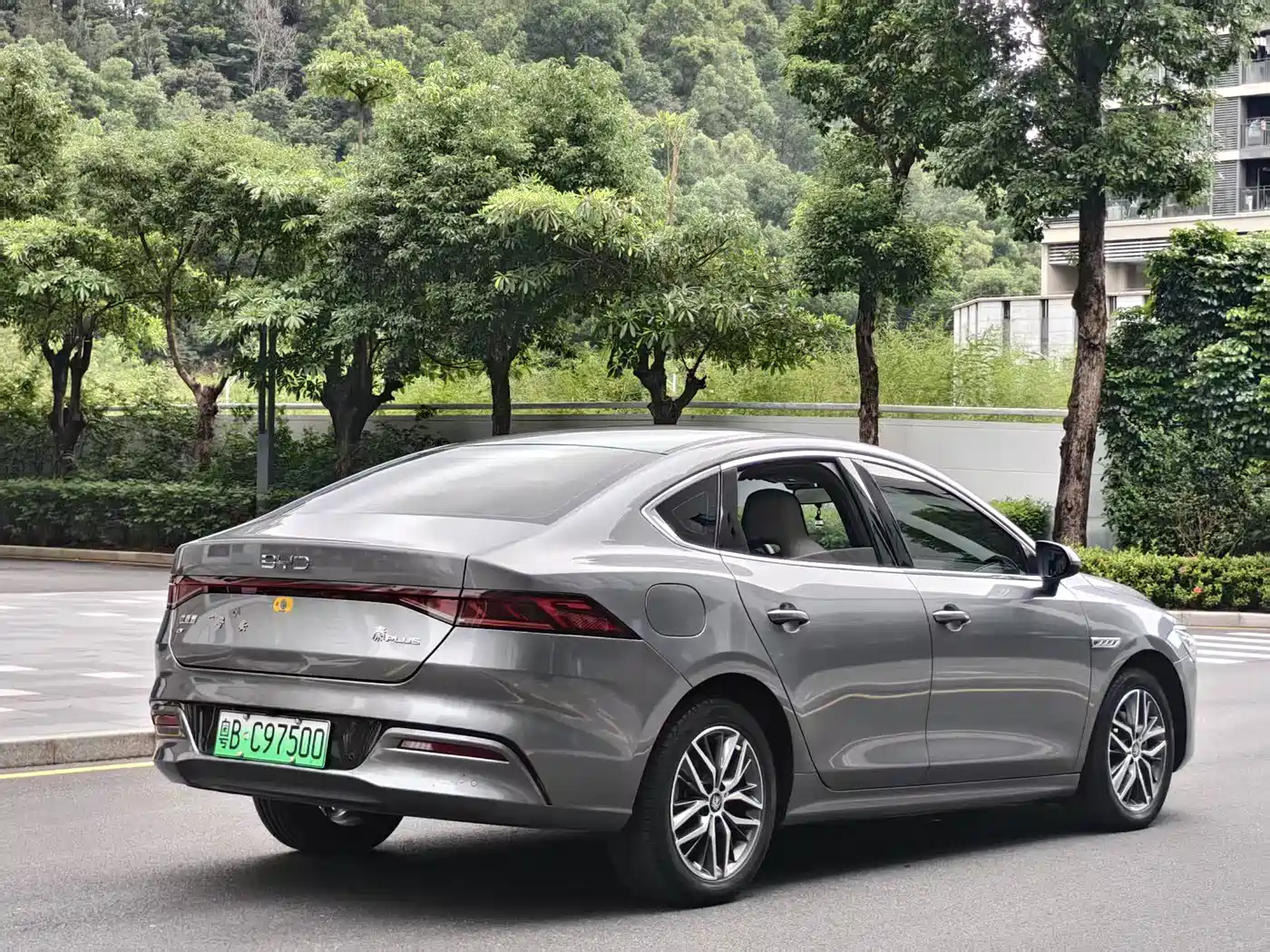 Photo 7 - BYD Qin PLUS