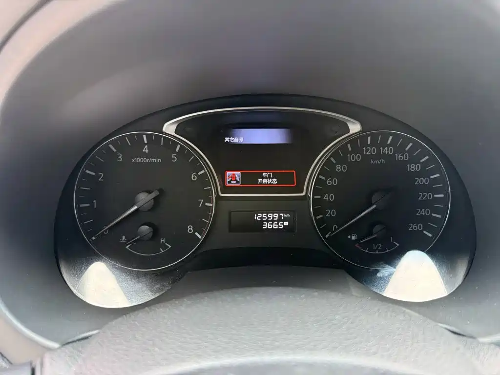 Фото 8 - Nissan Teana