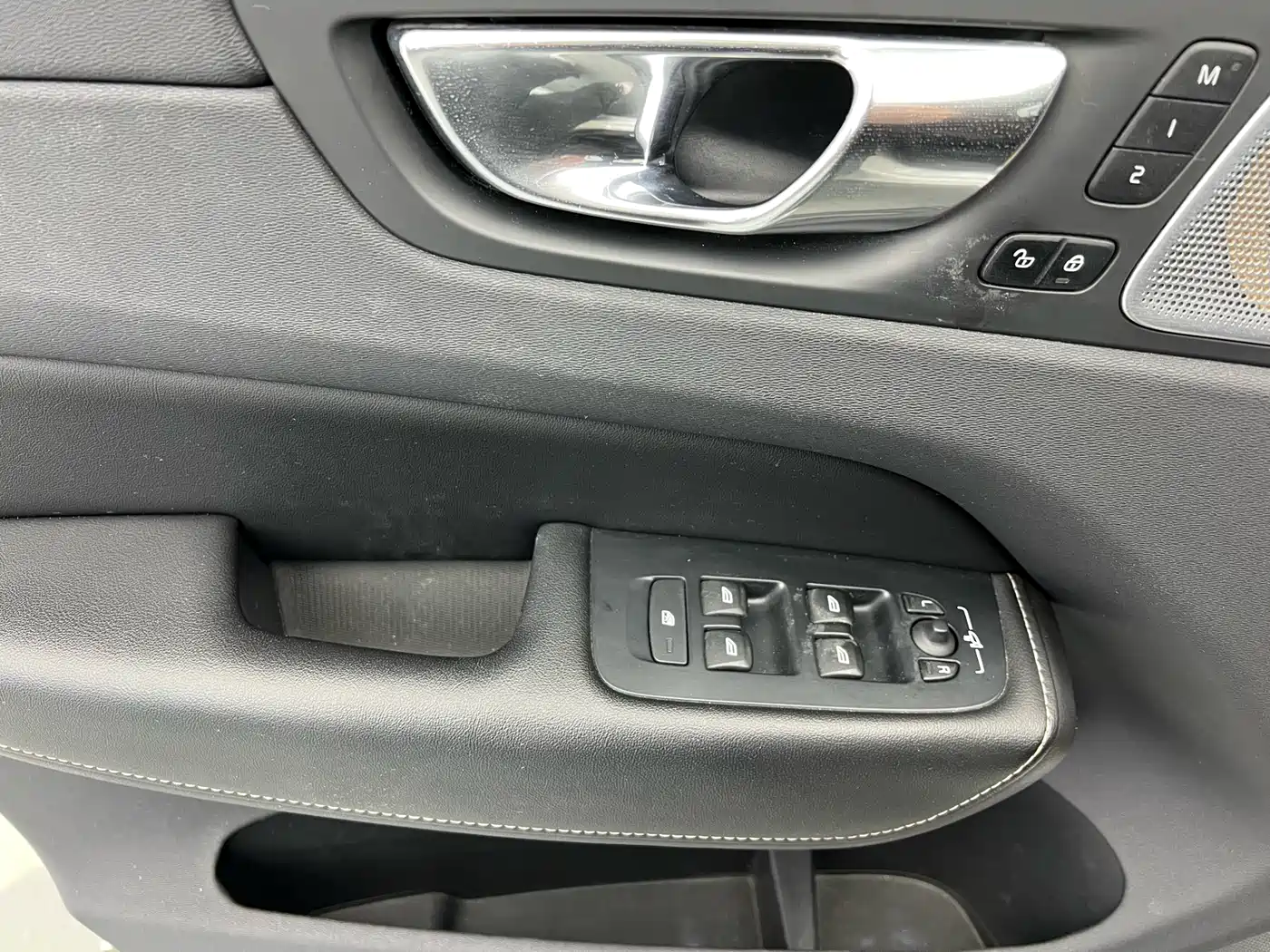 VOLVO XC60 PLUG IN HYBRID