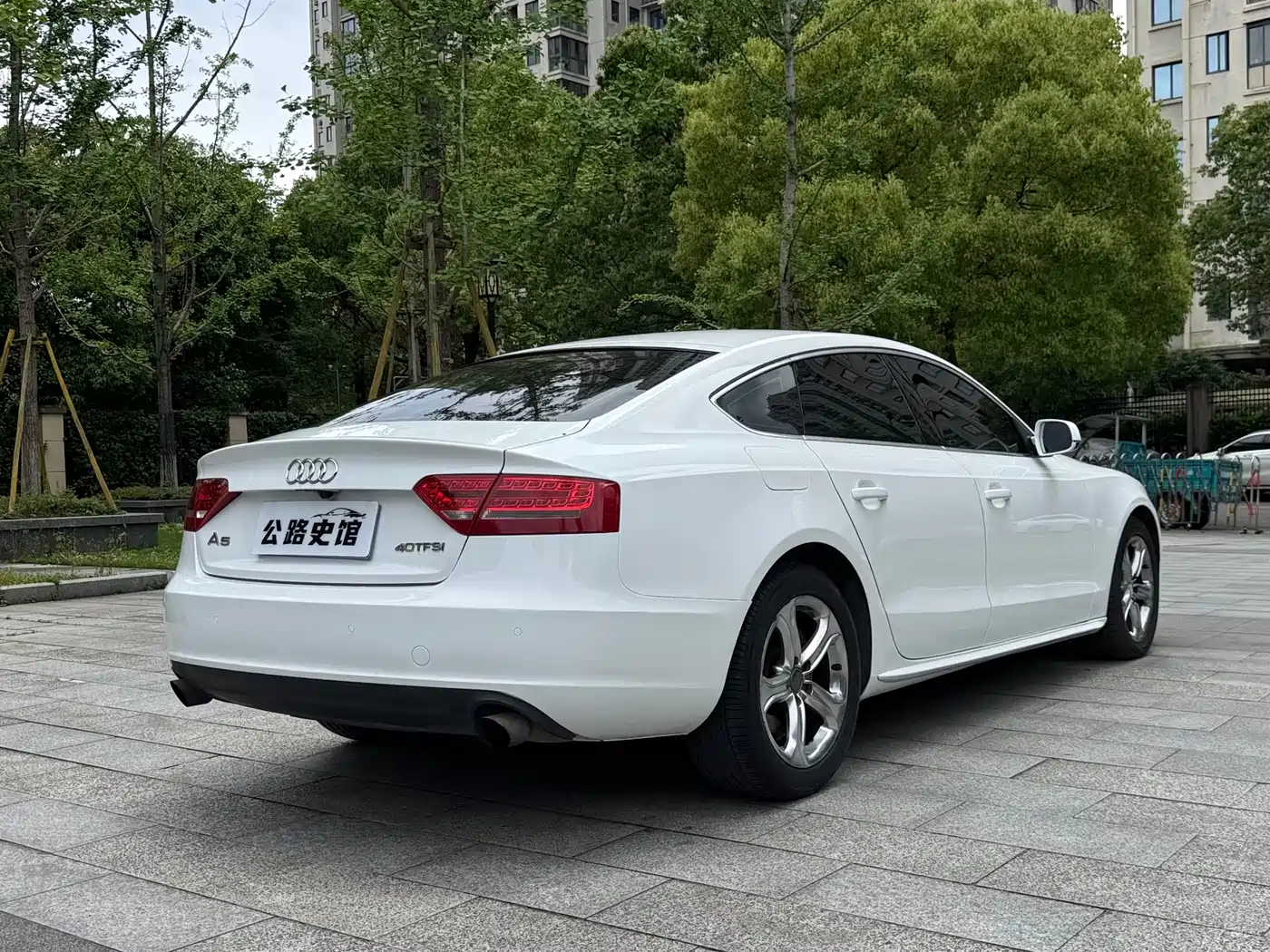 Audi A5 (Import) 2010 2.0TFSI Sportback Comfort фото 6