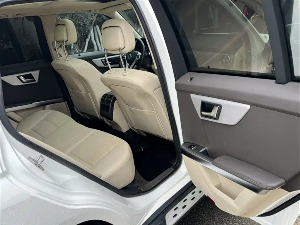 Mercedes-Benz GLK-Class 2015 GLK 300 4MATIC Fashion Ultimate Edition фото 17