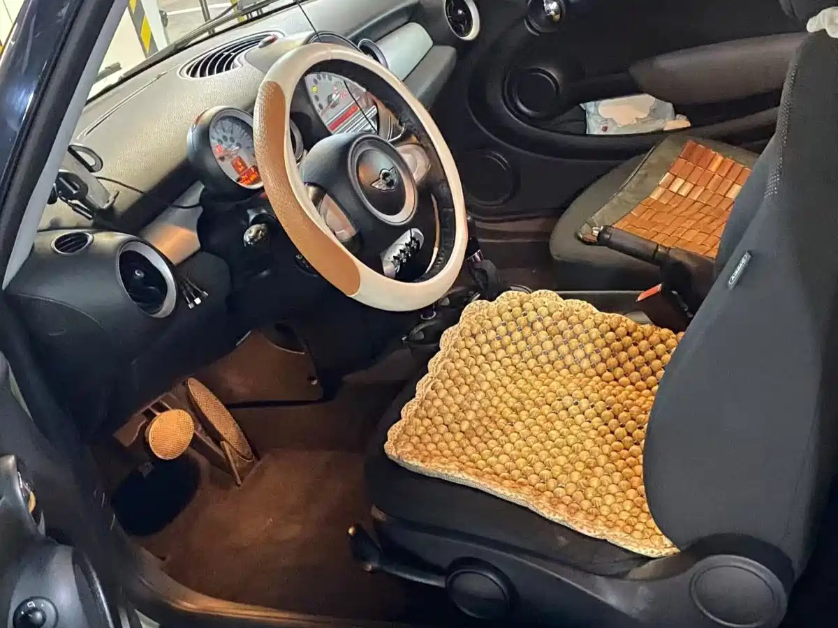 MINI MINI 2010 2010 1.6L COOPER Cheer