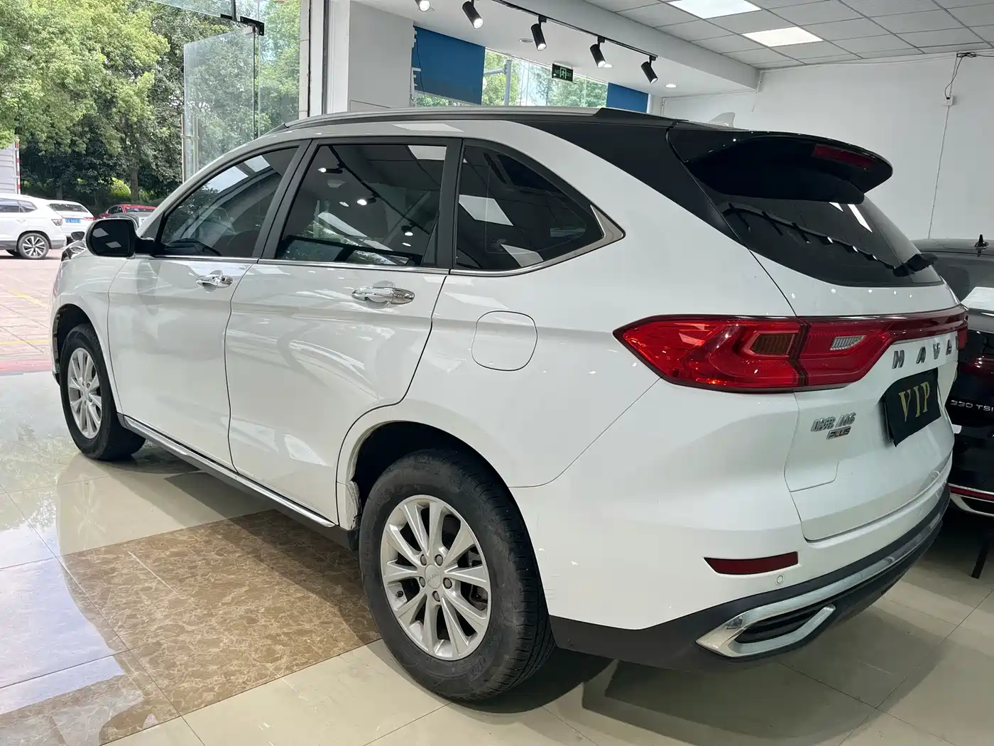 Haval M6 2023 2023 PLUS 1.5T DCT Luxury Smart Connect