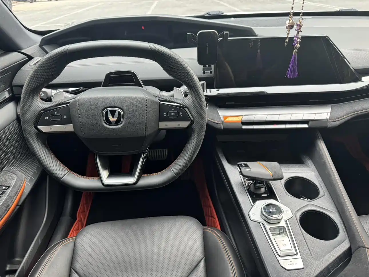 CHANGAN UNI-V