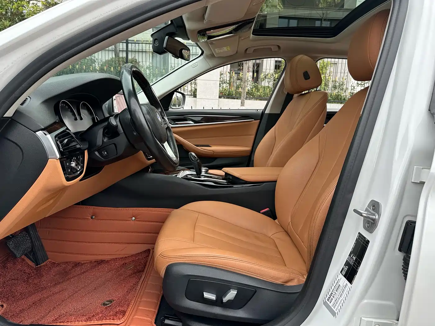 BMW 5 Series 2018 528Li Launch Special Edition фото 8
