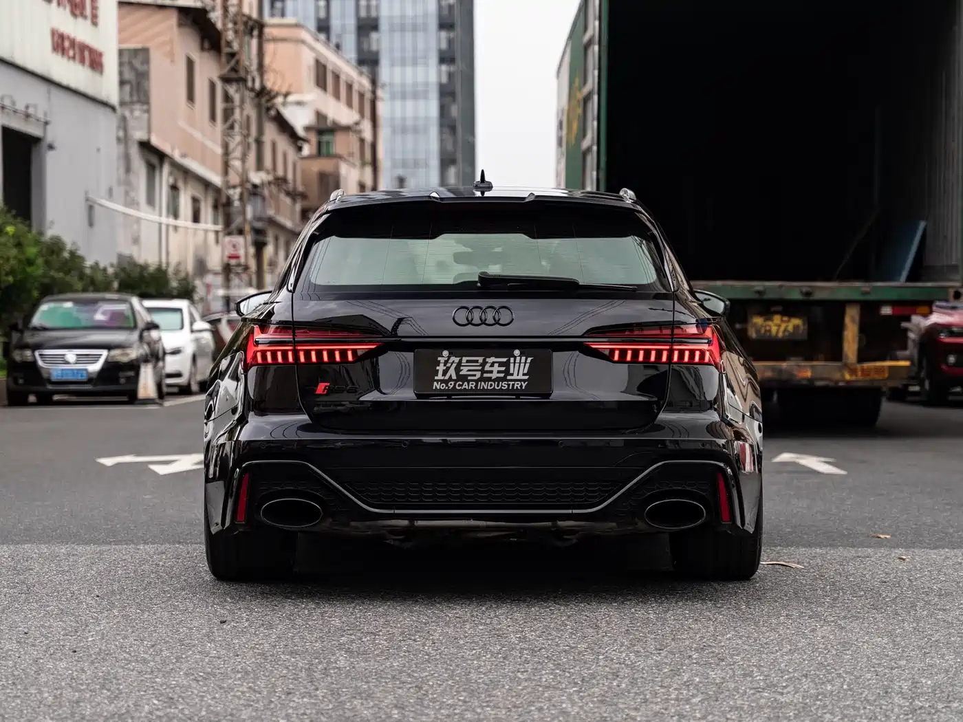 AUDI RS 6