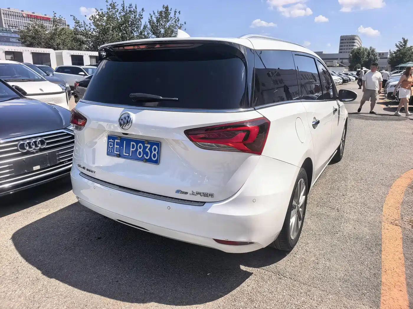 Buick GL6 2022 2021 323T Mild Hybrid Connected Luxury