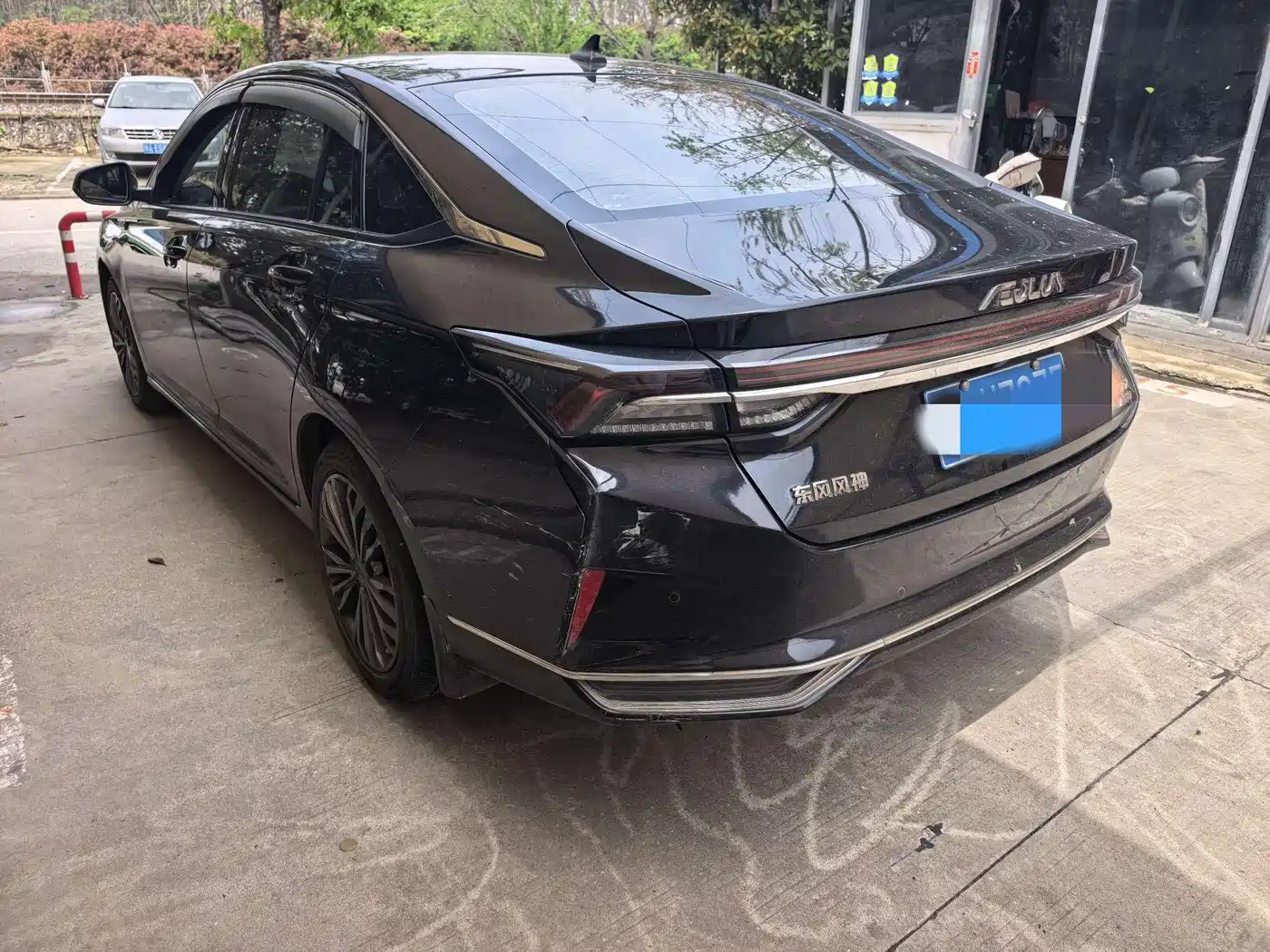 DONGFENG YI HYUN MAX