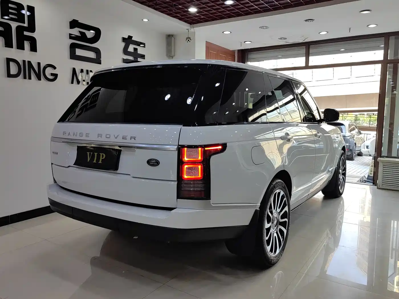 Land Rover Range Rover 2013 NA 5.0 V8 Vogue фото 4
