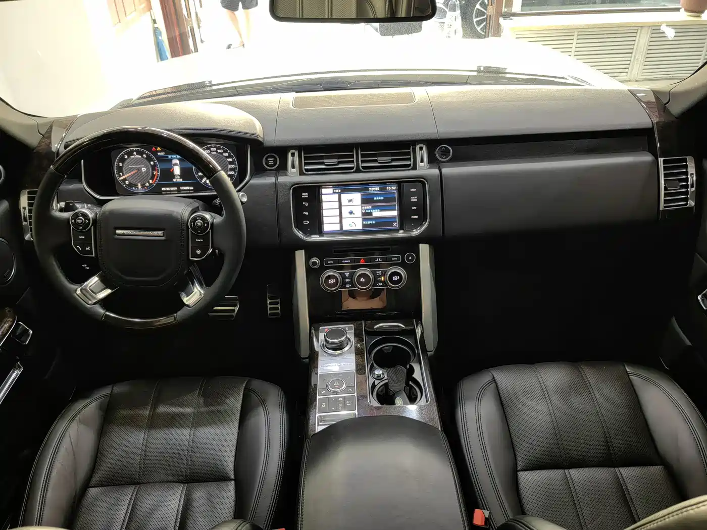 Land Rover Range Rover 2013 NA 5.0 V8 Vogue фото 9