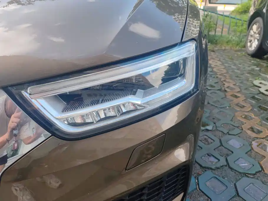 Фото 5 - Audi Q3