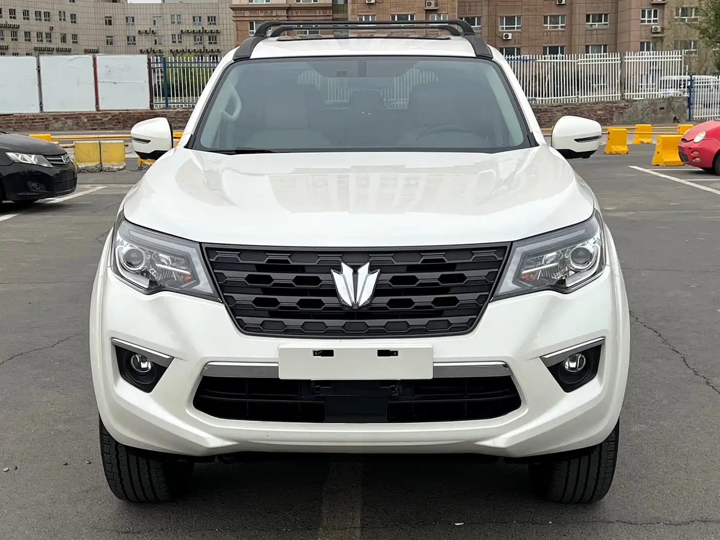 Dongfeng Fengdu Paladin 2023 Model 2.0T 4WD Premium Edition фото 2