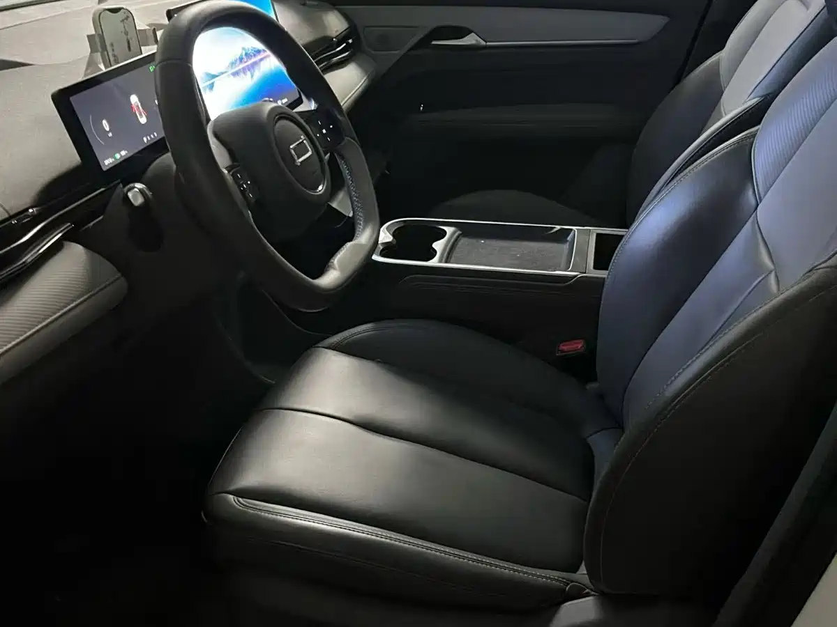 Besturn Yueyi 03 2025 2025 Model 445km Joy Edition