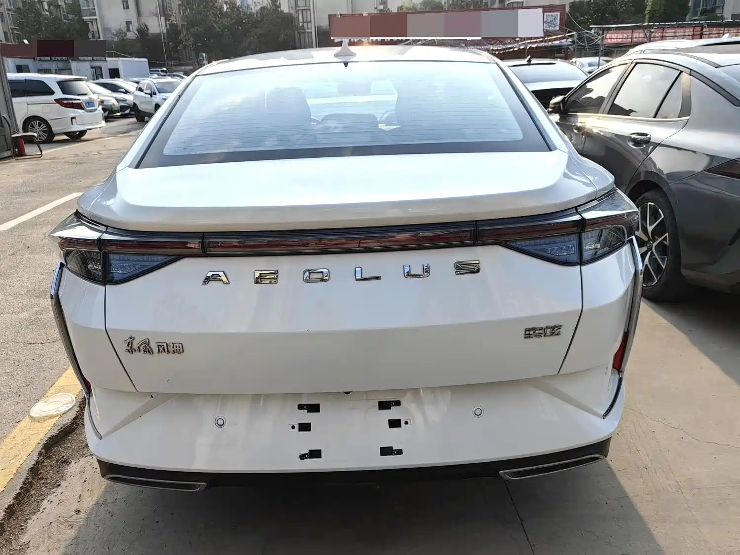 صورة 4 - Dongfeng Aeolus Yixuan