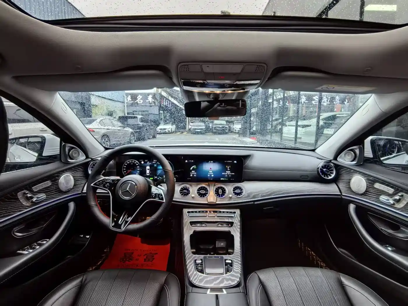 Mercedes-Benz E-Class New Energy 2022 Facelift III E 350 e L Plug-in Hybrid Sedan фото 5