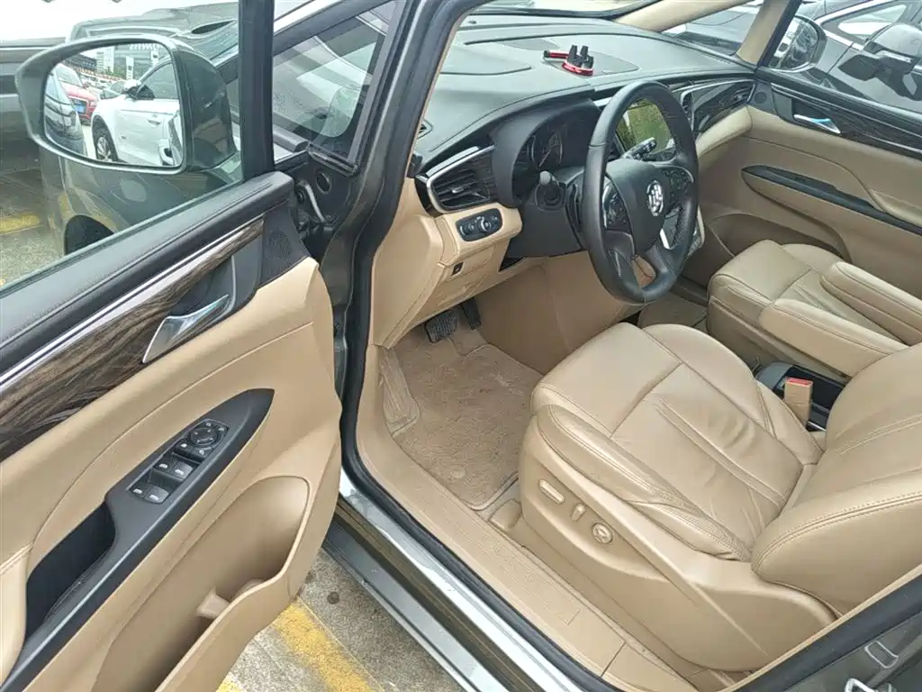 Buick GL8 2017 ES 28T Premium China V фото 12