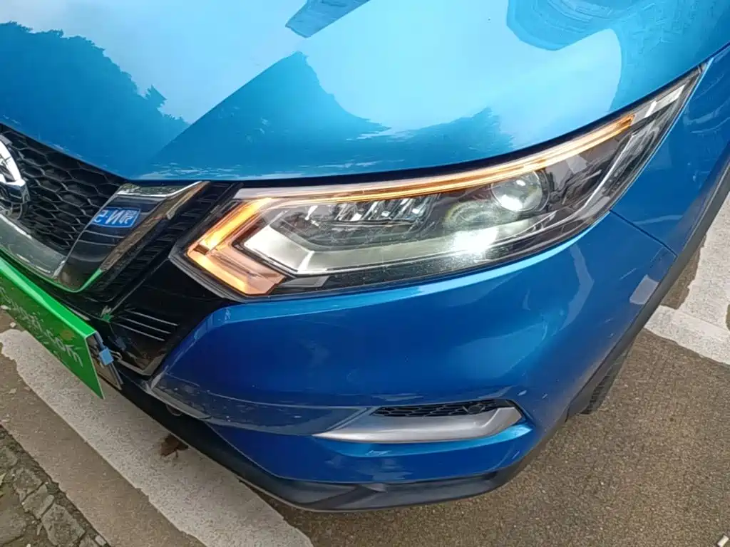 Фото 24 - Nissan Qashqai