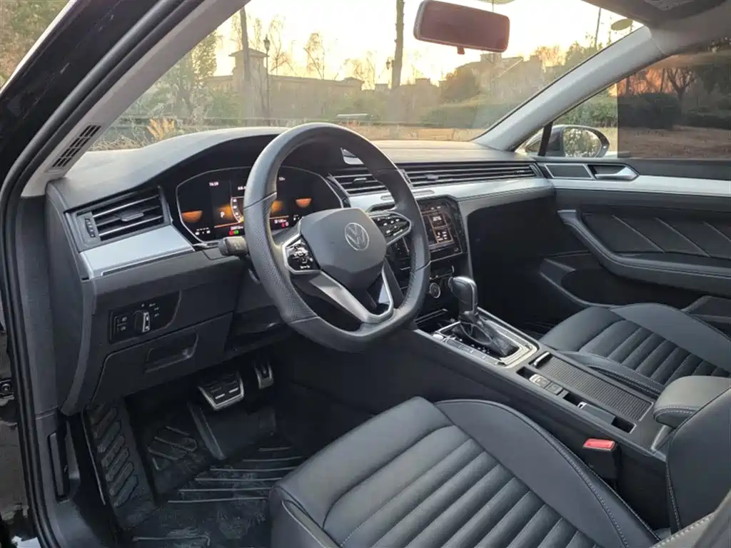 Volkswagen Magotan 2025 Popular Edition 280TSI DSG Comfort фото 23