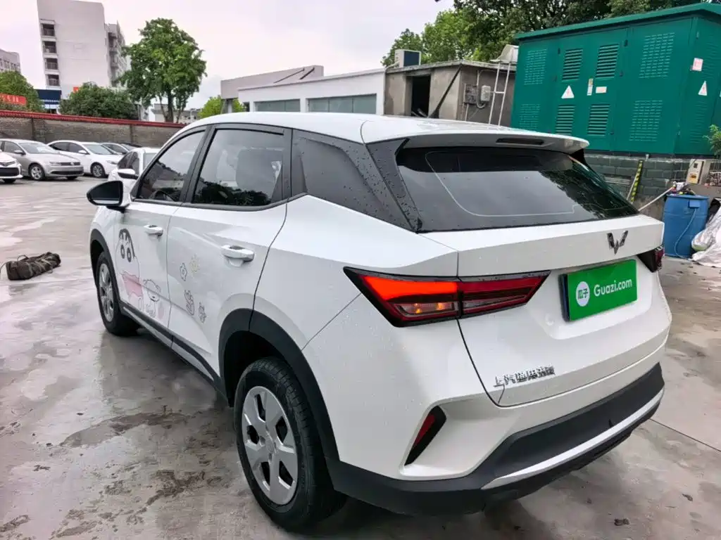 Wuling Motors Wuling Xingchi 2023 2022 1.5L Manual Freedom Edition