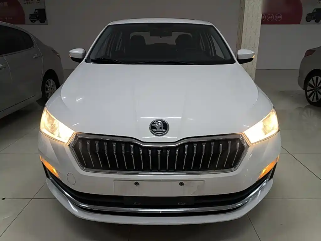 Škoda Rapid 2021 2020 1.5L Automatic Comfort Edition