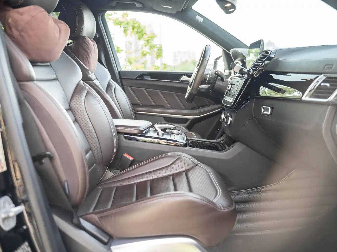 Mercedes-Benz GLS AMG 2017 AMG GLS 63 4MATIC фото 16