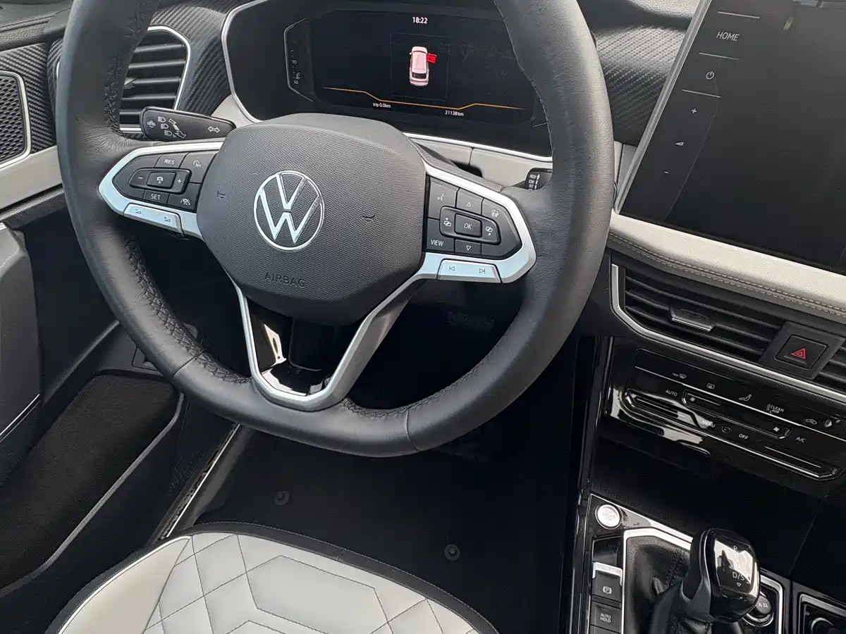 Фото 8 - Volkswagen Tayron