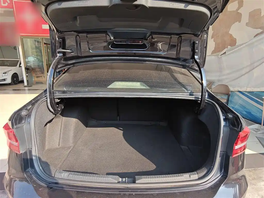 Volkswagen Lavida 2018 280TSI DSG Luxury Edition China V фото 15