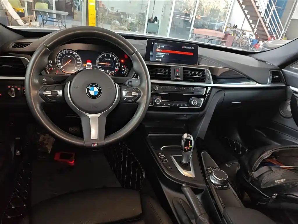 BMW 3 Series GT 2019 320i M Sport Package фото 6