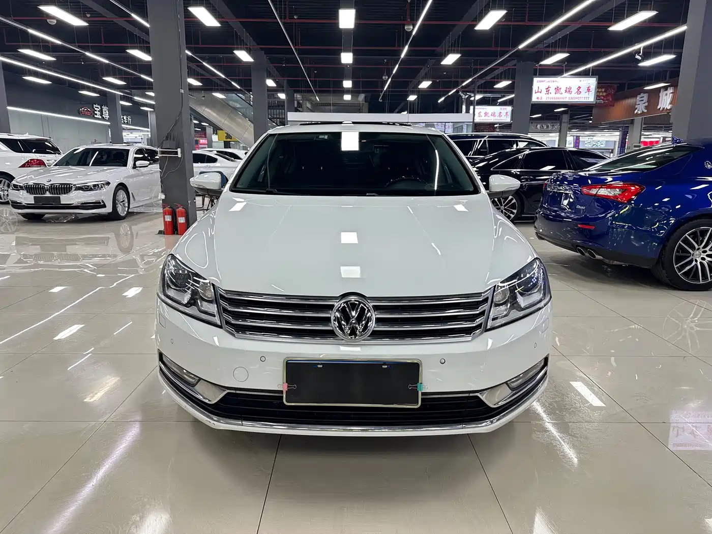Volkswagen Magotan 2015 1.8TSI Premium фото 2