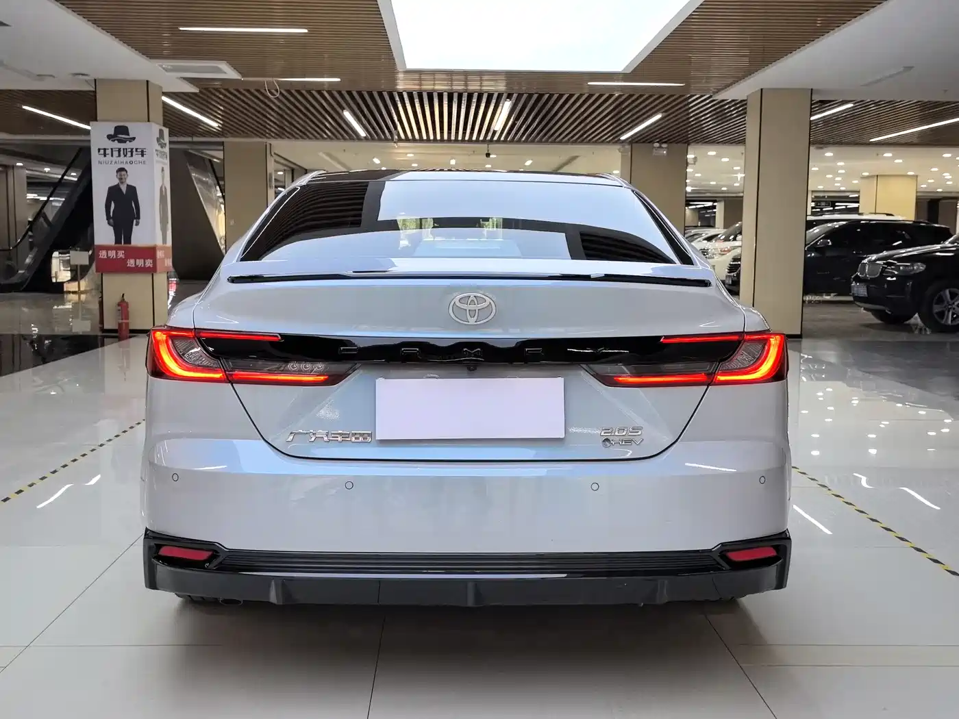 Toyota Camry 2024 Model Dual Hybrid 2.0HS Sport Edition фото 20
