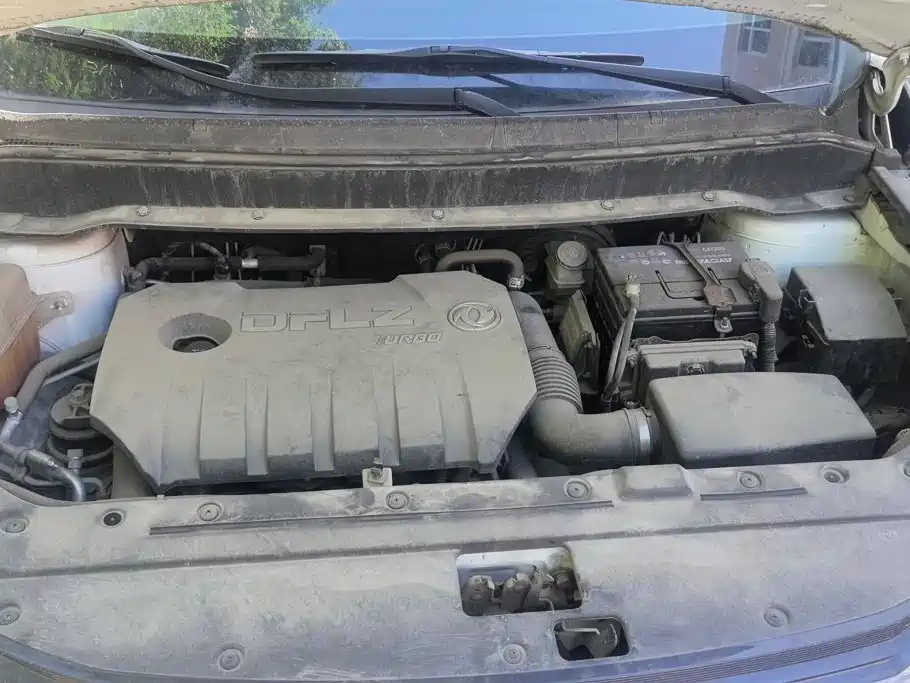 Dongfeng Fengxing Fengxing SX6 2020 2019 1.5T CVT Comfort China V
