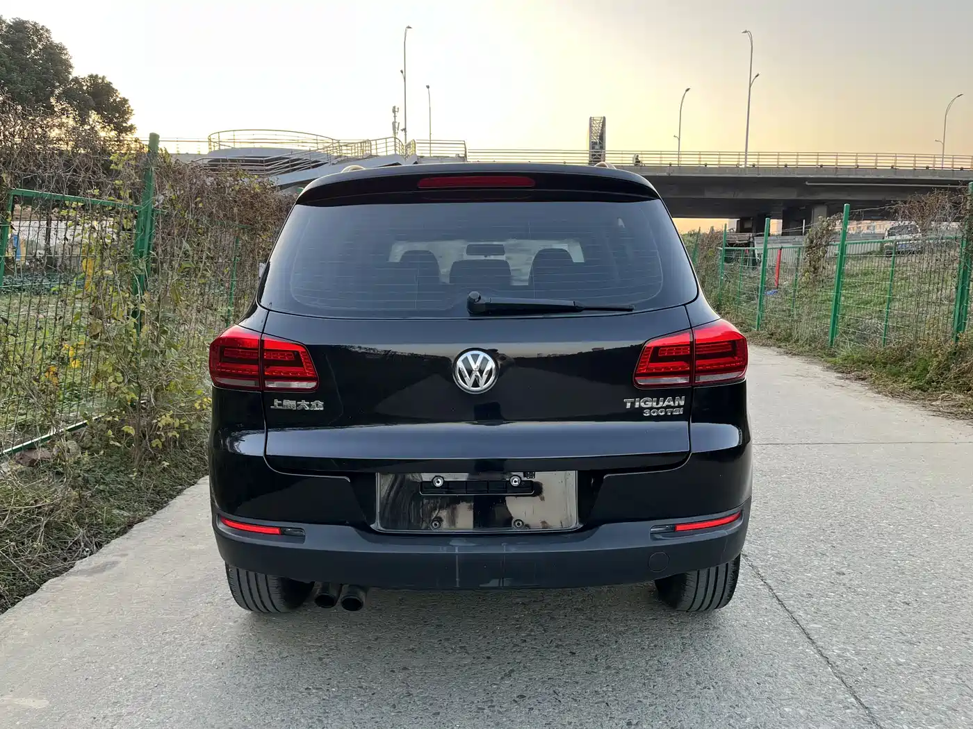 Volkswagen Tiguan 2016 Model 300TSI Automatic 2WD Trend Edition фото 14
