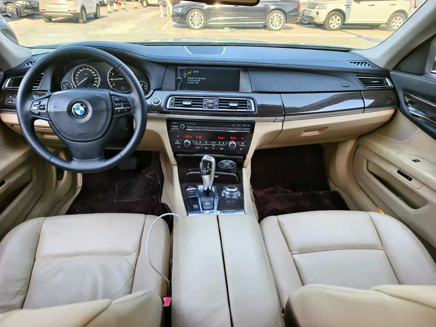 BMW 7 Series 2009 740Li Premium фото 13