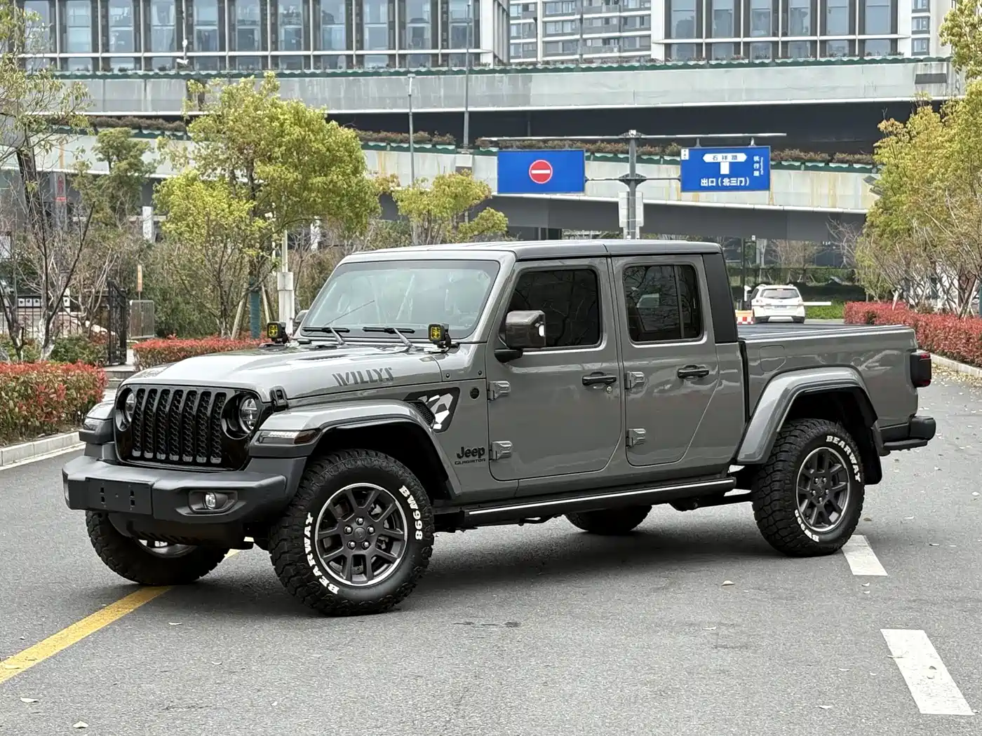 JEEP GLADIATOR