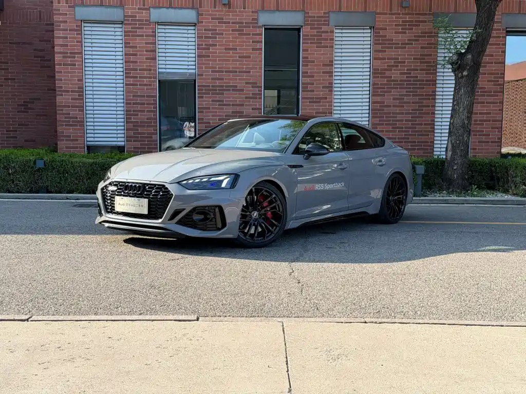 2025 Audi RS 5