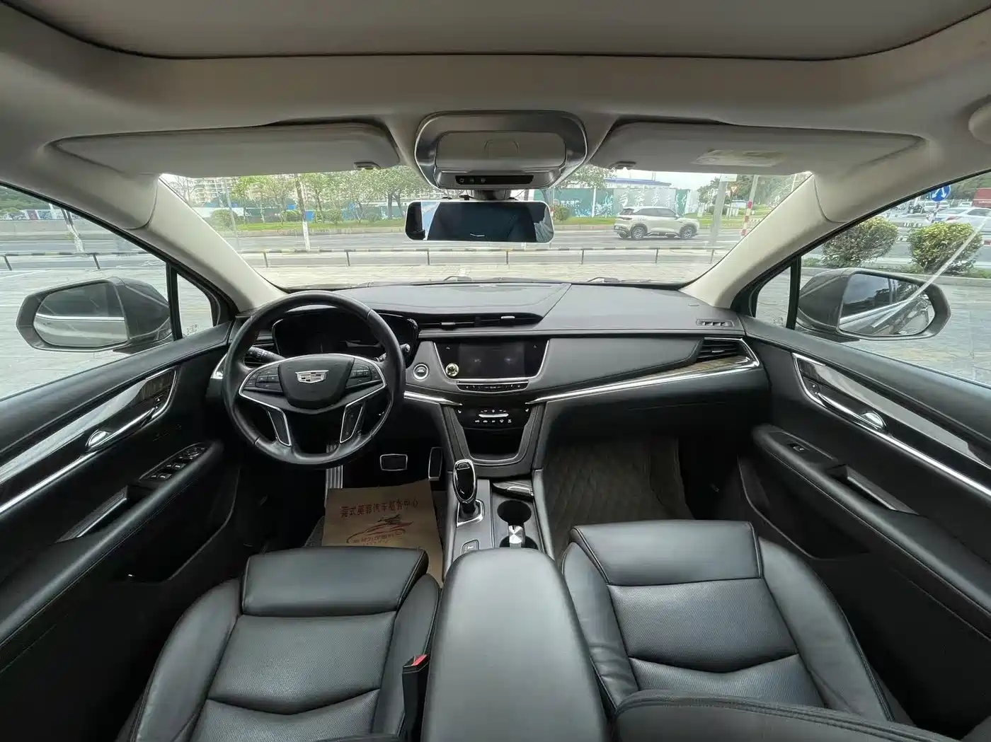 Cadillac XT5 2016 28T AWD Luxury Model фото 9