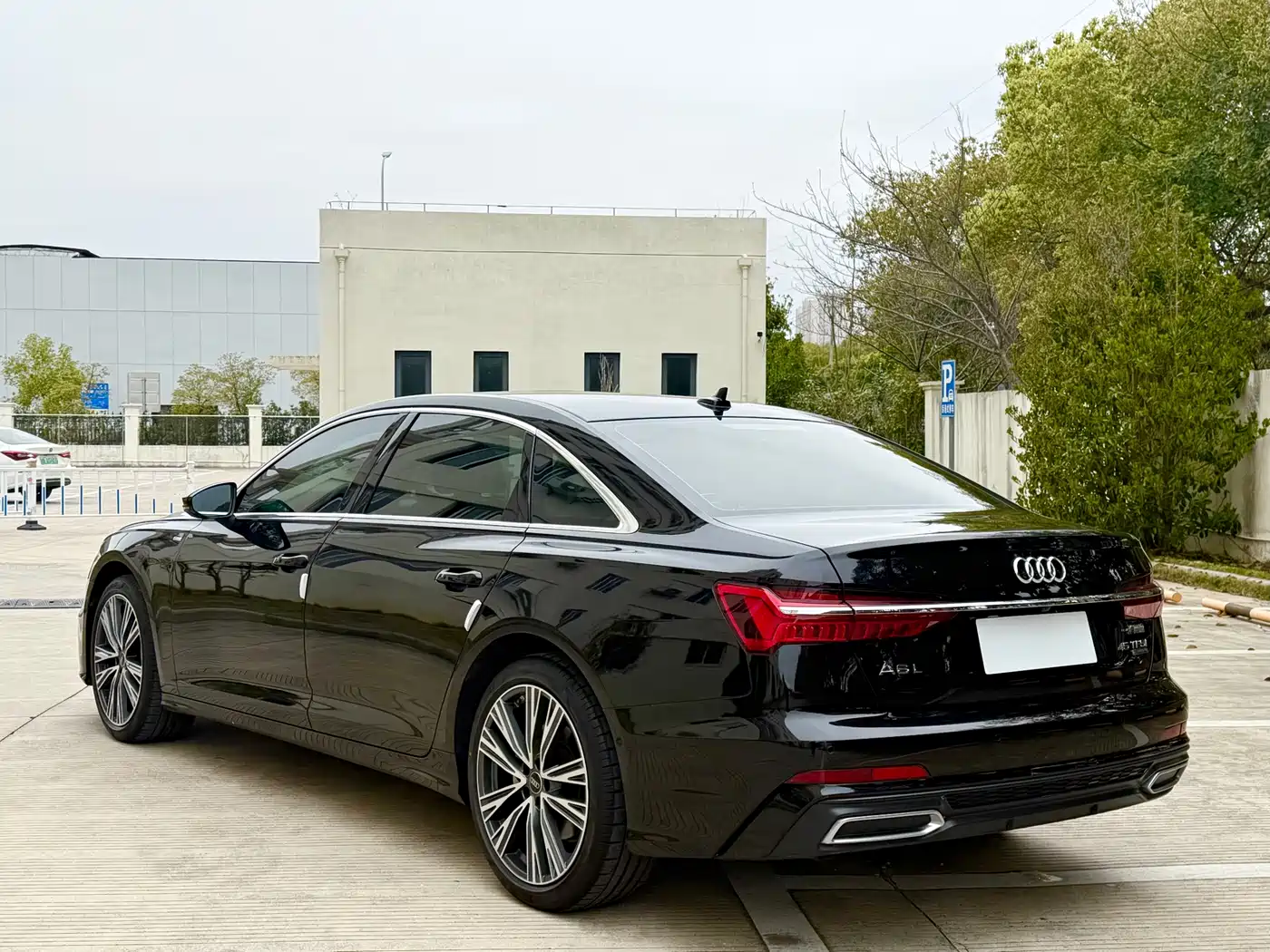 AUDI A6L