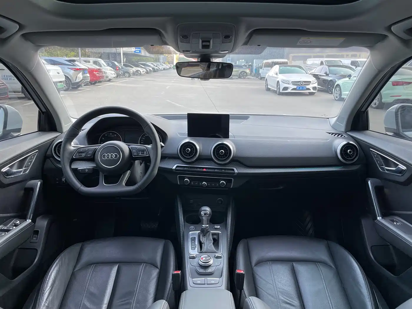 Фото 12 - Audi Q2L