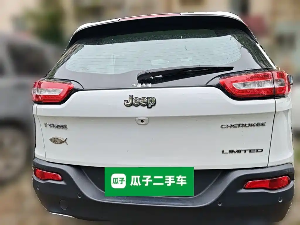 Jeep Cherokee 2020 2020 2.0L 2WD Classic Sport Edition