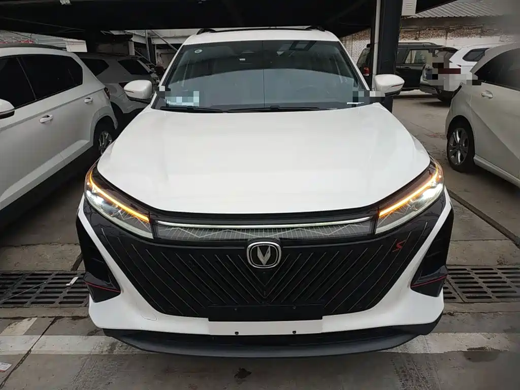 CHANG'AN CS75PLUS