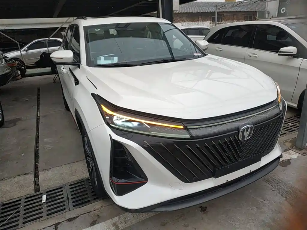 CHANG'AN CS75PLUS