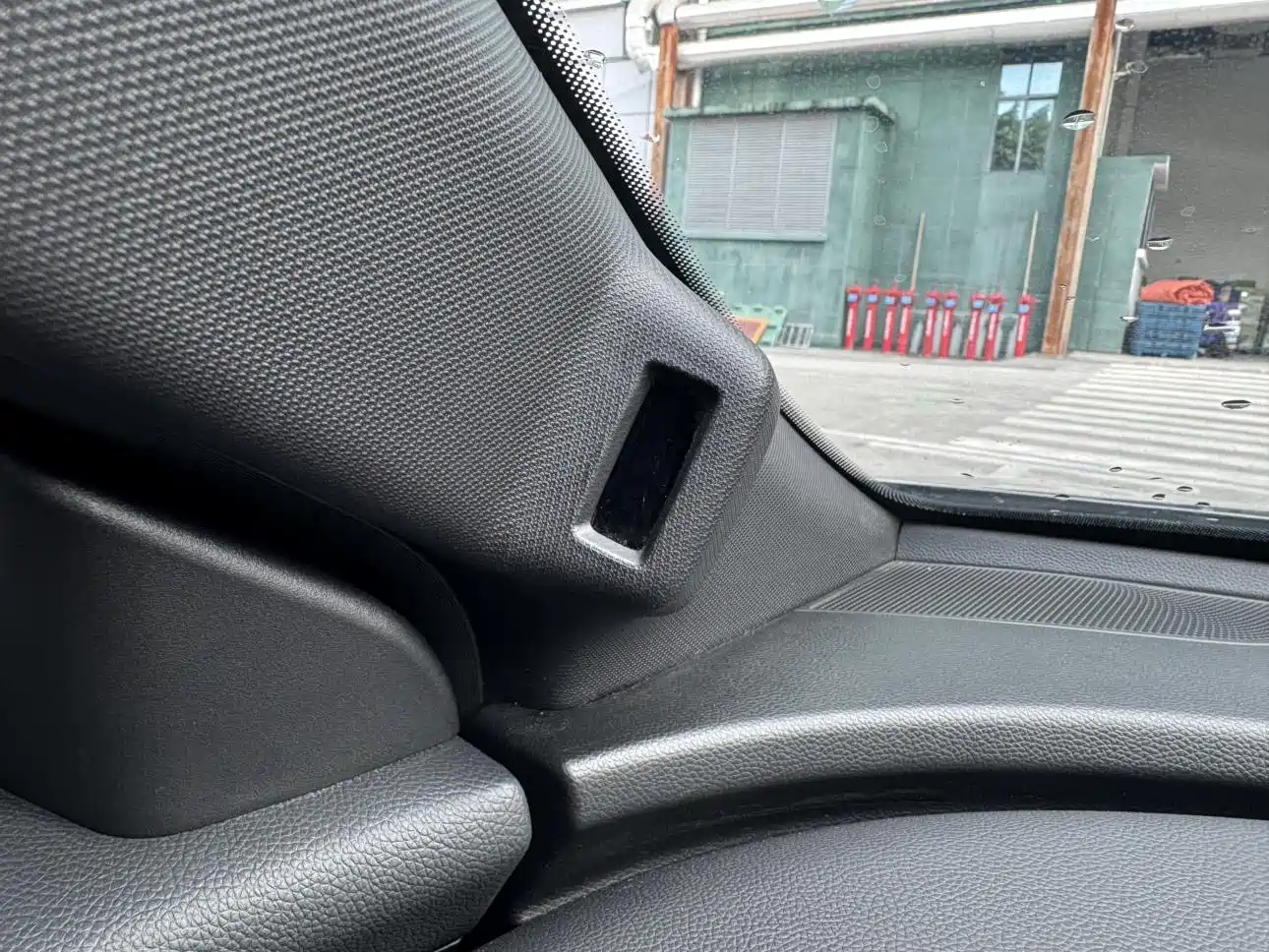 GAC Trumpchi Trumpchi Emkoo 2022 270T DCT J16 R-style Track Edition фото 22