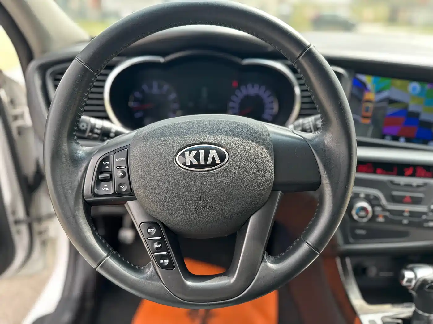 Kia K5 2012 2.0L Automatic DLX фото 17