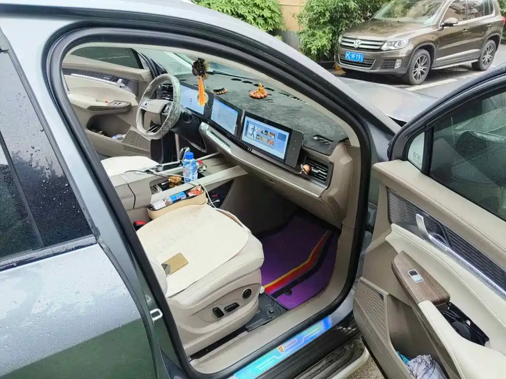 Roewe RX9 2023 2023 2.0T 2WD Yuexiang Edition