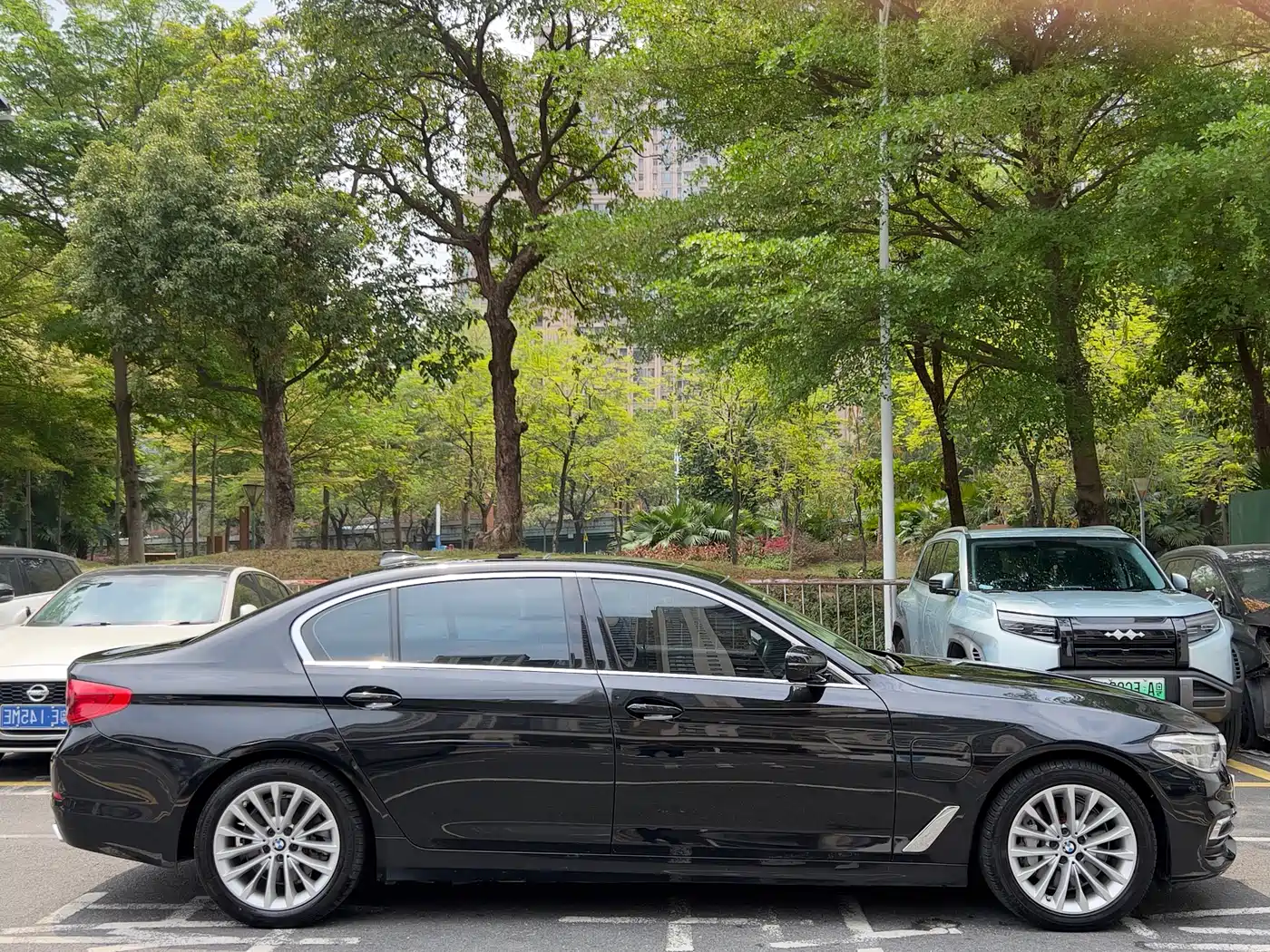 BMW 5 SERIES NEW ENERGY