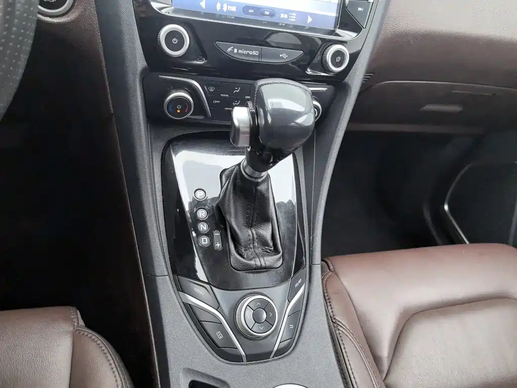Haima Famila MPV 2017 2017 7-Seater 1.5T Automatic Comfort