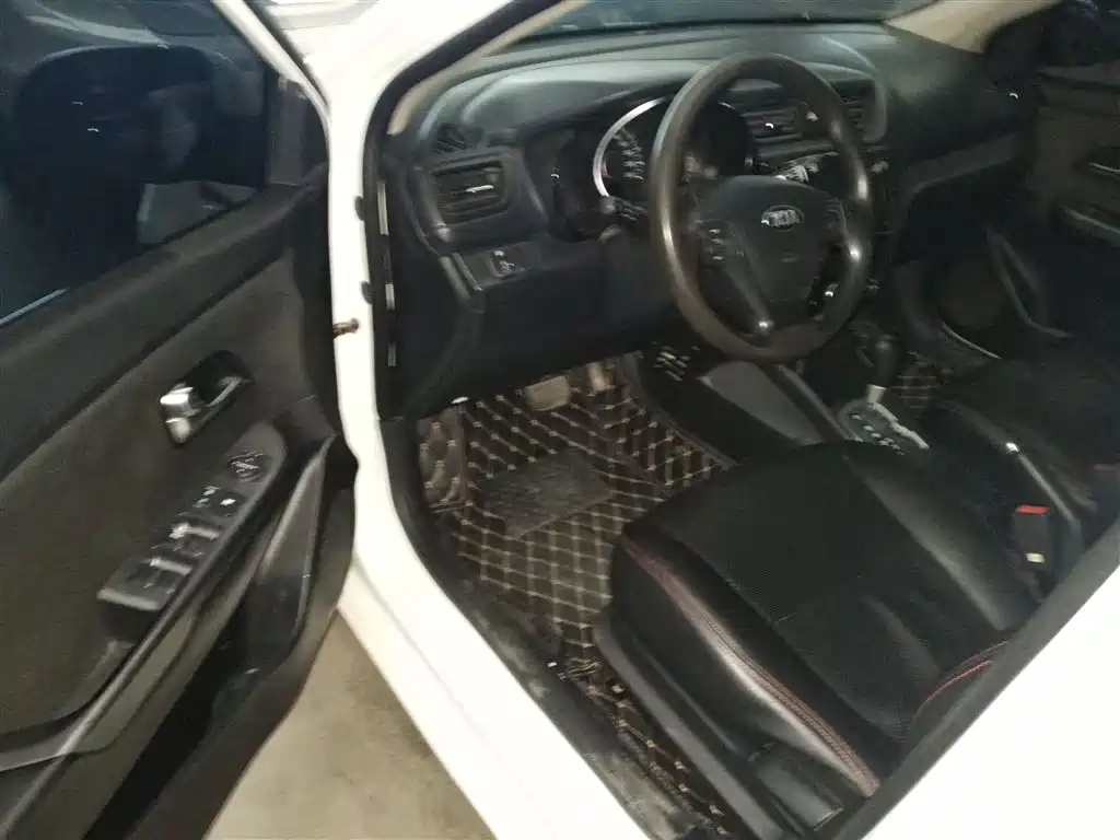 Kia K2 2015 Sedan 1.4L AT GLS фото 13