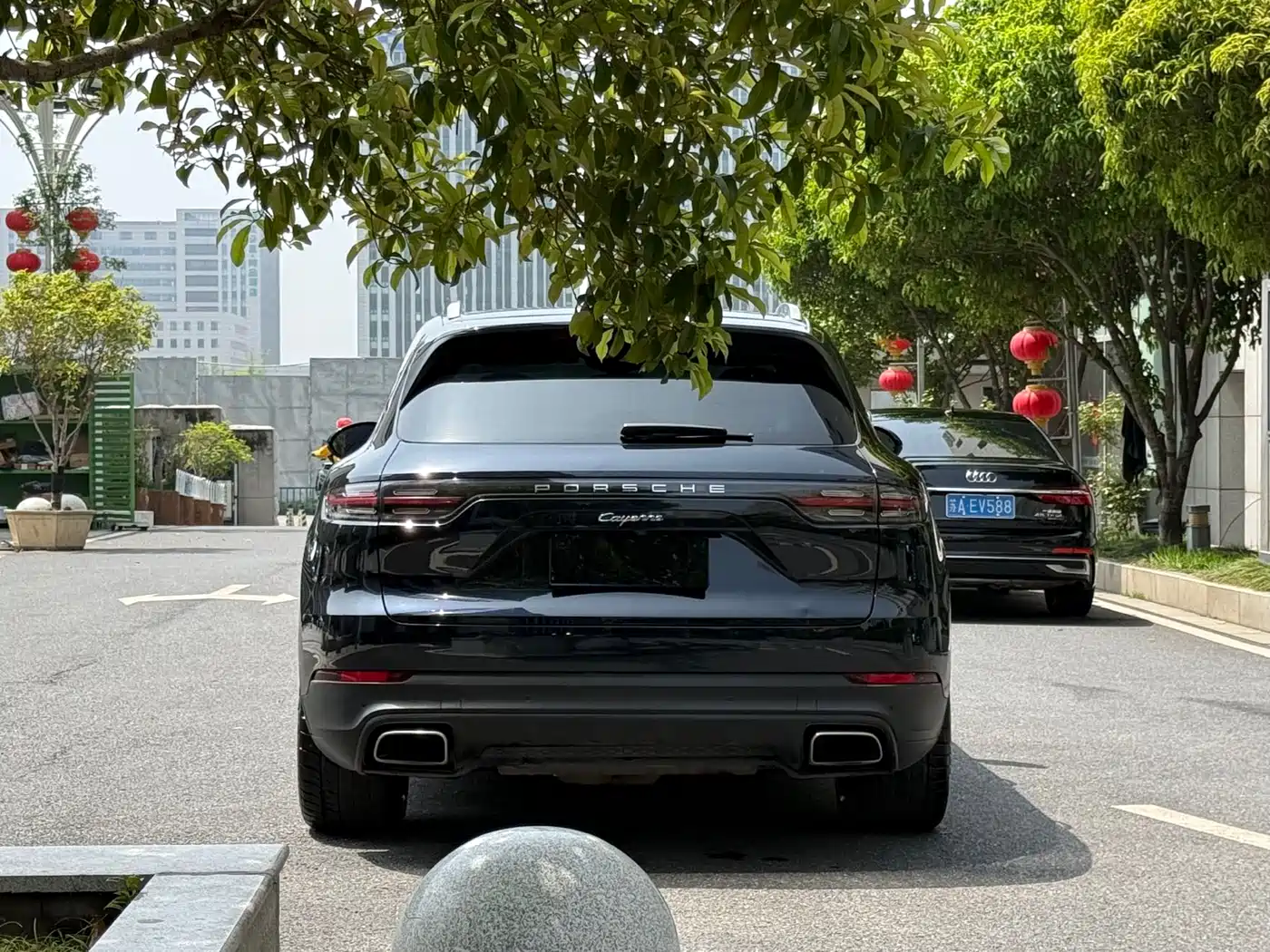 PORSCHE CAYENNE