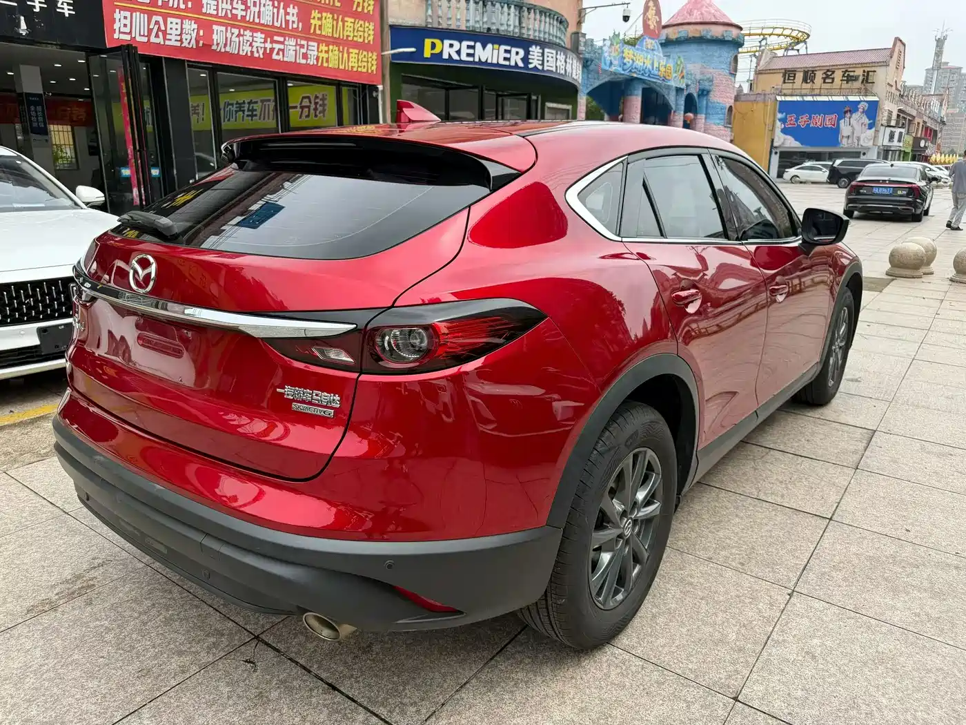 Фото 8 - Mazda CX-4